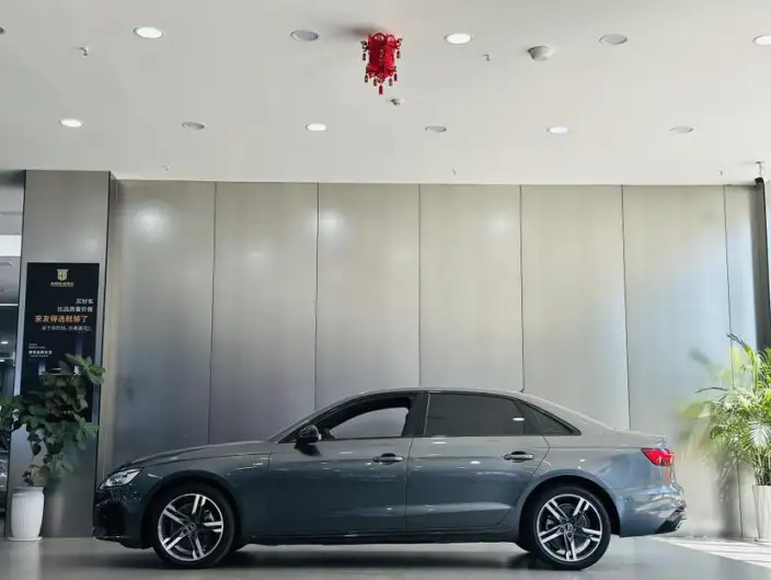 Audi A4 L 2022 Model 40 TFSI Luxury Dynamic Model – фото 4