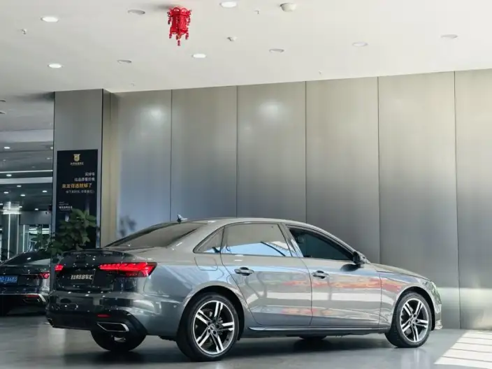 Audi A4 L 2022 Model 40 TFSI Luxury Dynamic Model – фото 6