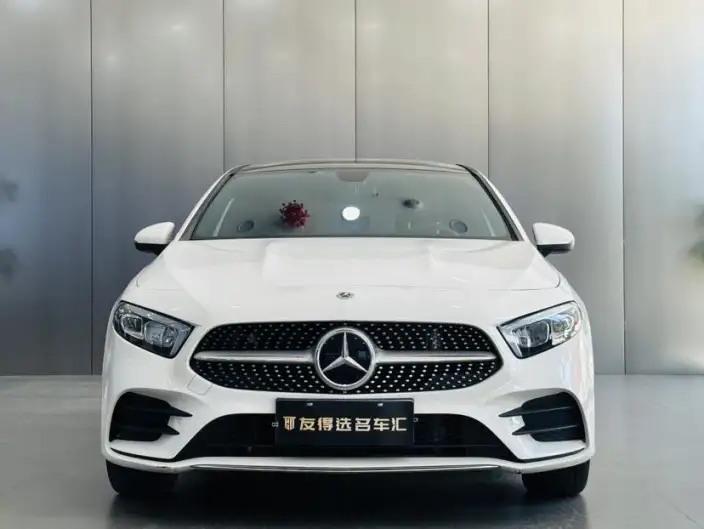 Mercedes-Benz A-class 2022 Model Facelift A 200 L Sports sedan Fashion Edition – фото 2
