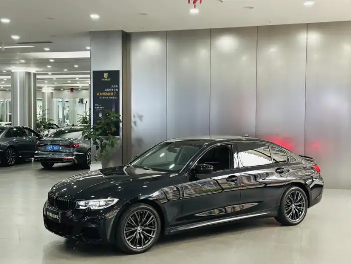 BMW 3 Series 2022 Model 325Li M Sports Night Set – фото 1