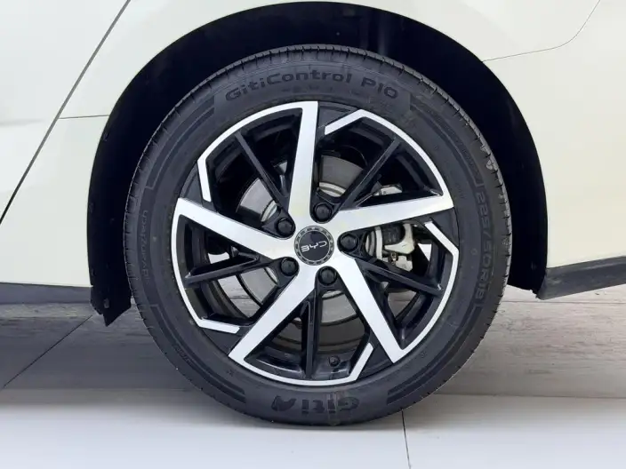 BYD Seal 07DM 2026 Model DM-i 135KM Noble Model – фото 9