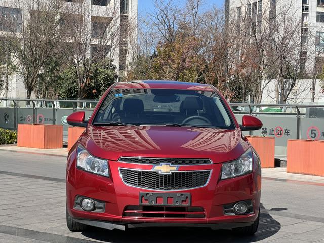 Chevrolet Cruze 2013 модификация 1.6L SL MT – фото 2
