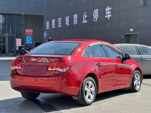 Chevrolet Cruze 2013 модификация 1.6L SL MT – фото 7