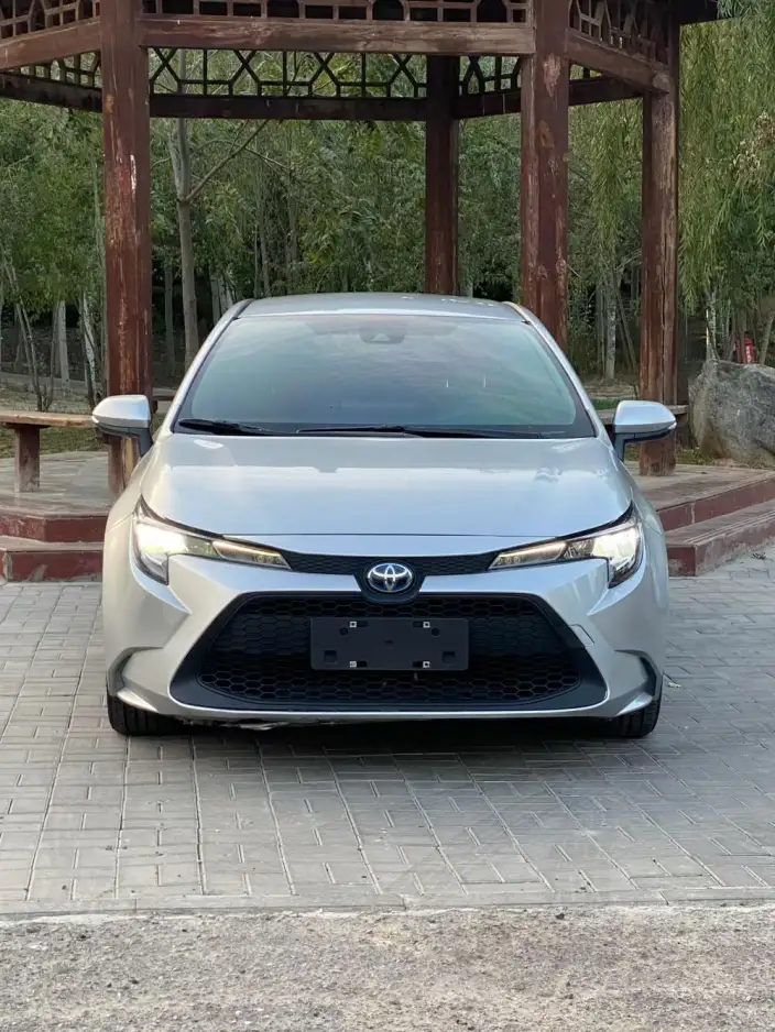 Toyota Levin 2022 Model Hybrid 1.8H E-CVT Leading version – фото 2