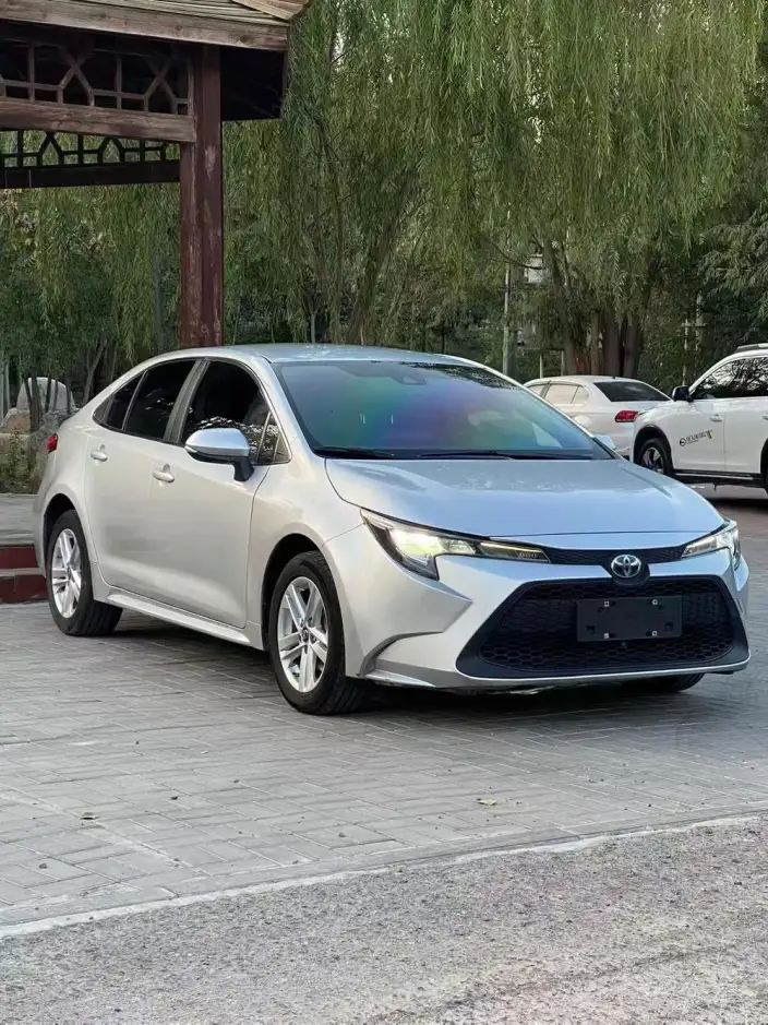 Toyota Levin 2022 Model Hybrid 1.8H E-CVT Leading version – фото 3
