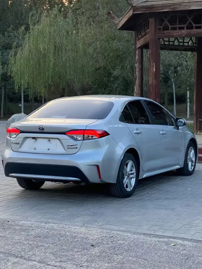 Toyota Levin 2022 Model Hybrid 1.8H E-CVT Leading version – фото 6
