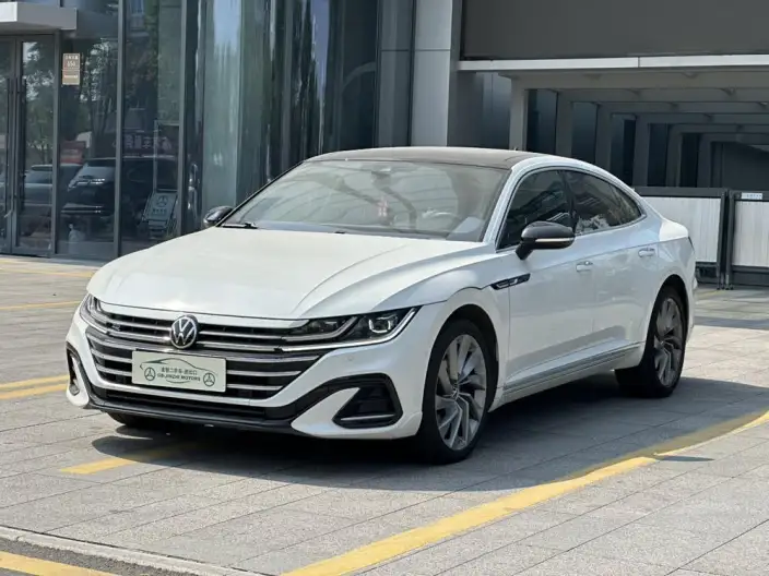 Volkswagen CC 2023 Model 380TSI Eye-catching version – фото 1