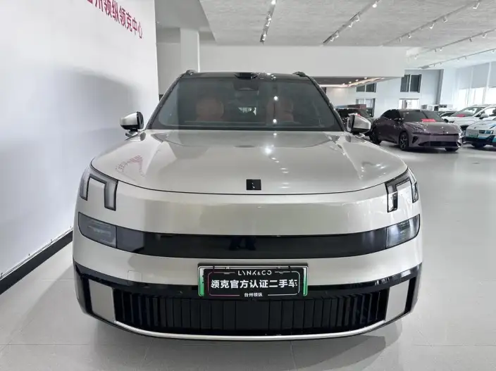 Lynk & Co 900 2025 Model 2.0T Ultra VI seat