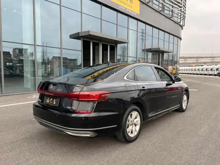 Volkswagen Passat 2022 Model 280TSI Elite Edition – фото 6