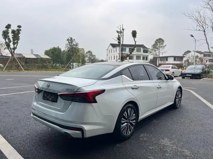 Nissan Teana 2022 Model 2.0L XL-TLS Yuexiang Edition – фото 6