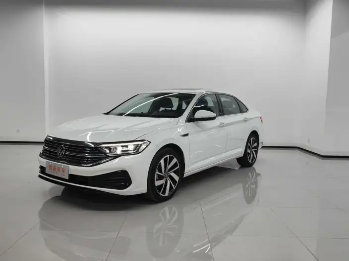 Volkswagen Sagitar 2025 Model 300TSI DSG Beyond Edition – фото 1