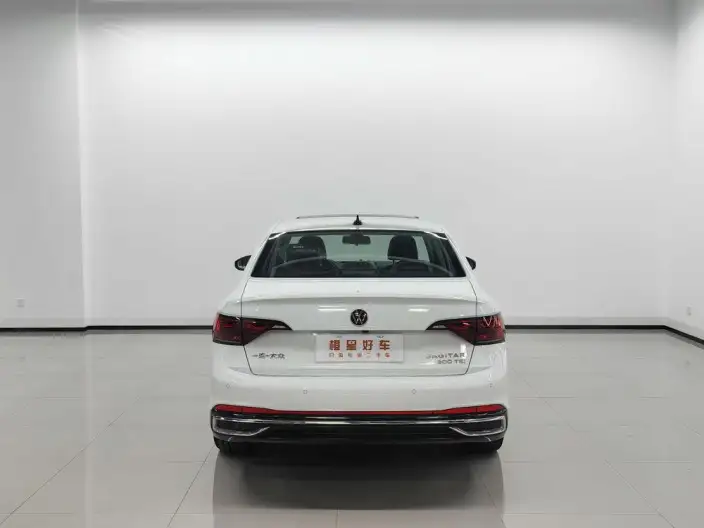Volkswagen Sagitar 2025 Model 300TSI DSG Beyond Edition – фото 3