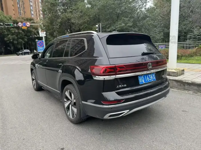 Volkswagen Teramont 2023 Model Facelift 380TSI 4WD Respect Deluxe Edition – фото 4