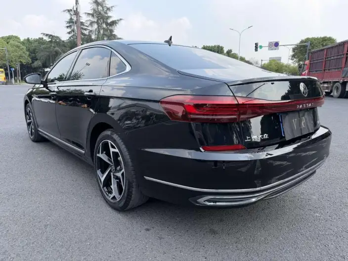 Volkswagen Passat 2023 Model Facelift 330TSI Starry sky Elite Edition – фото 4