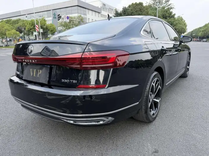 Volkswagen Passat 2023 Model Facelift 330TSI Starry sky Elite Edition – фото 6