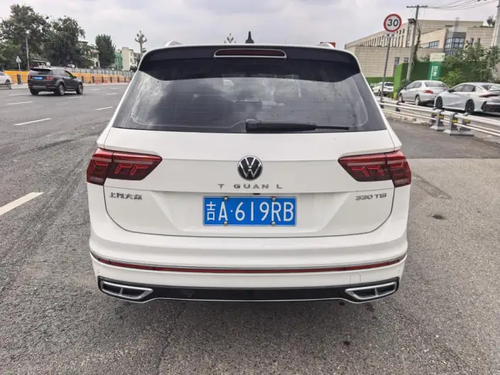 Volkswagen Tiguan L 2022 Model 330TSI Automatic 2WD R-Line Enjoy the version more – фото 5