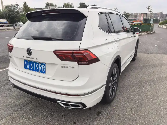Volkswagen Tiguan L 2022 Model 330TSI Automatic 2WD R-Line Enjoy the version more – фото 6