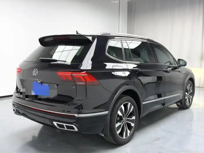 Volkswagen Tiguan L 2022 Model 330TSI Automatic 2WD R-Line Enjoy the version more – фото 3