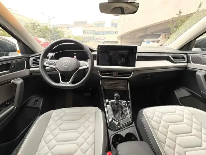 Volkswagen Tayron 2023 Model 330TSI 2WD Luxury Plus Advanced version – фото 7