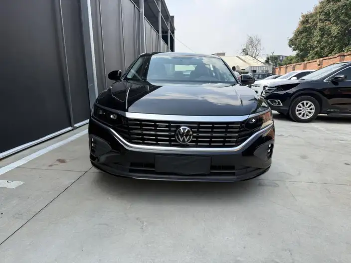Volkswagen Passat 2024 Model 280TSI Business Edition – фото 2
