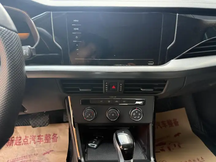 Volkswagen Passat 2024 Model 280TSI Business Edition – фото 8