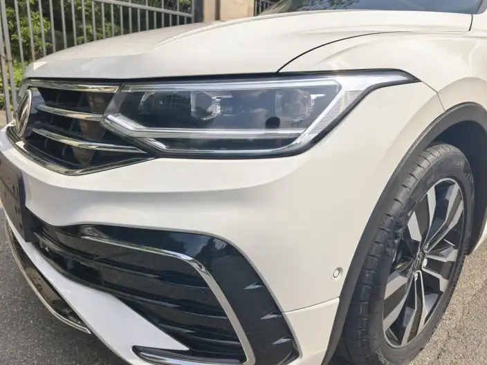 Volkswagen Tiguan L 2022 Model 330TSI Automatic 2WD R-Line Enjoy the version more – фото 7