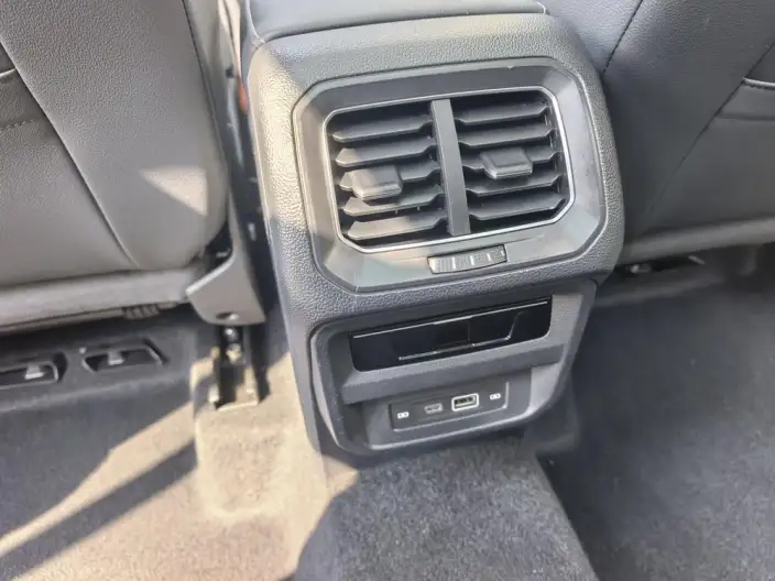 Volkswagen Tiguan L 2022 Model 330TSI Automatic 2WD R-Line Enjoy the version more – фото 10