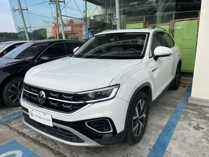 Volkswagen Tayron 2022 Model 330TSI 2WD Luxury Zhilian Edition Plus – фото 1