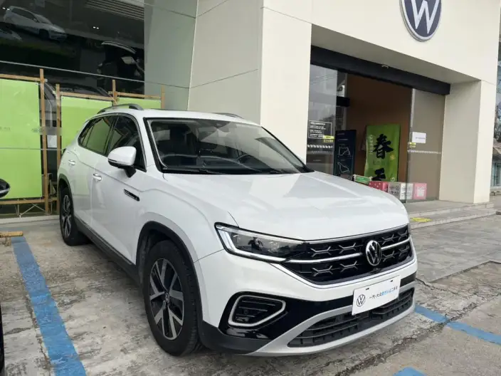 Volkswagen Tayron 2022 Model 330TSI 2WD Luxury Zhilian Edition Plus – фото 3