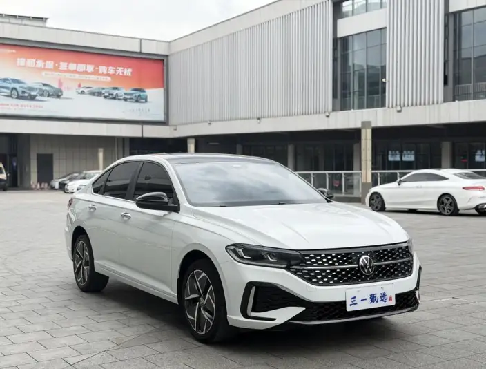 Volkswagen Lavida 2023 Model 280TSI DSG Starry Sky Manyi Edition – фото 3