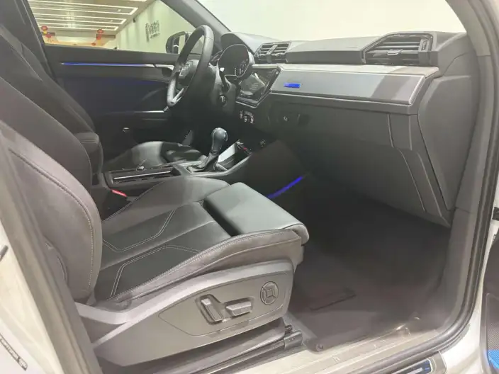 AUDI Q3 2024 Model 35 TFSI Enterprising Dynamic Model – фото 9