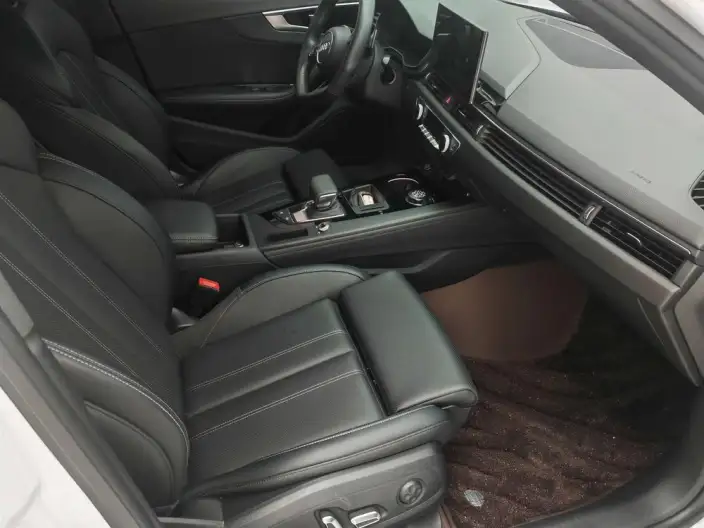 Audi A4 L 2024 Model 40 TFSI Luxury Dynamic Model – фото 9
