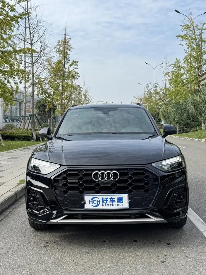 Audi Q5L 2023 Model 45T Luxury Dynamic Model – фото 2