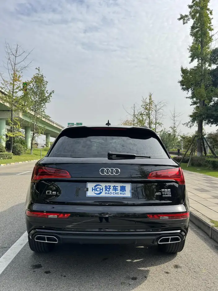 Audi Q5L 2023 Model 45T Luxury Dynamic Model – фото 4