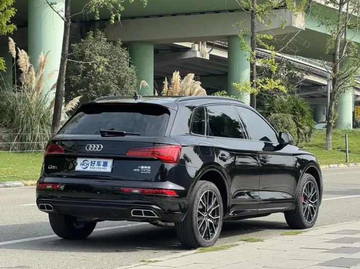 Audi Q5L 2023 Model 45T Luxury Dynamic Model – фото 5