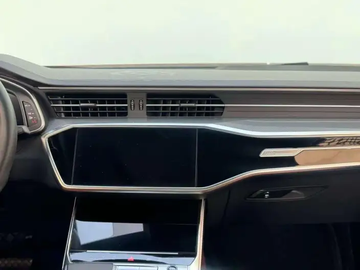 Audi A6L 2026 Model 40 TFSI Luxury Dynamic Model – фото 7