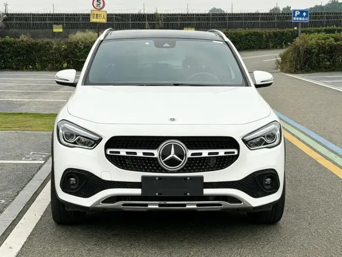 Mercedes-Benz GLA 2023 Model GLA 220 – фото 2