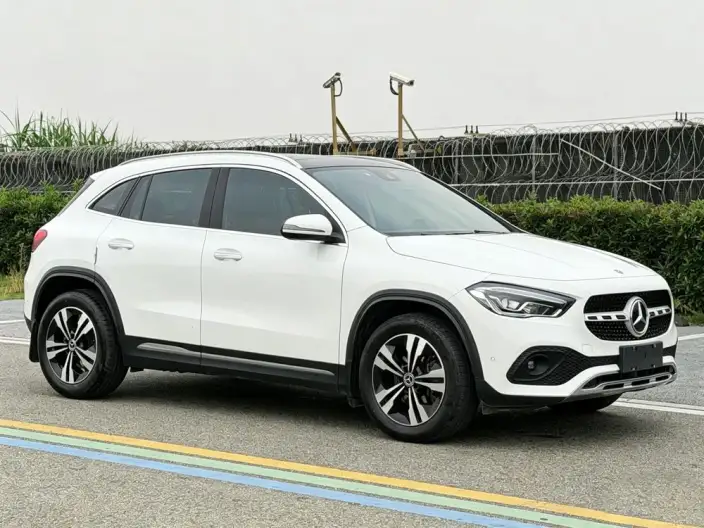 Mercedes-Benz GLA 2023 Model GLA 220 – фото 3