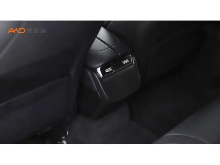 Mercedes-Benz EQE AMG 2023 Model EQE 53 4MATIC+ – фото 5