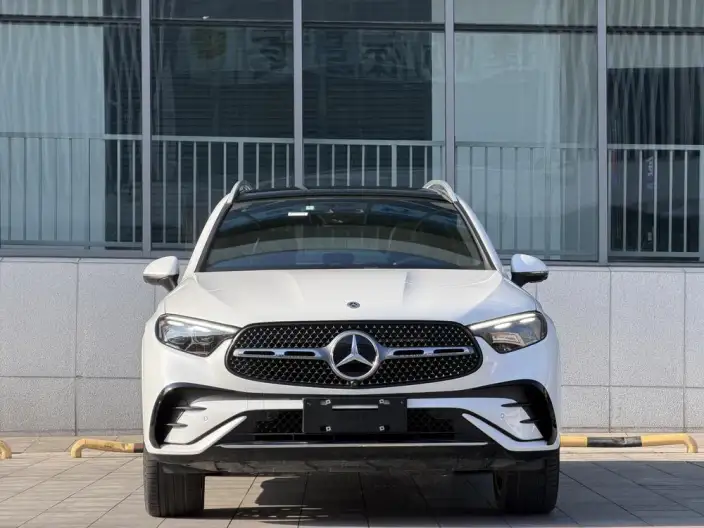 Mercedes-Benz GLC 2024 Model GLC 300 L 4MATIC Luxury Model 7 seat – фото 2