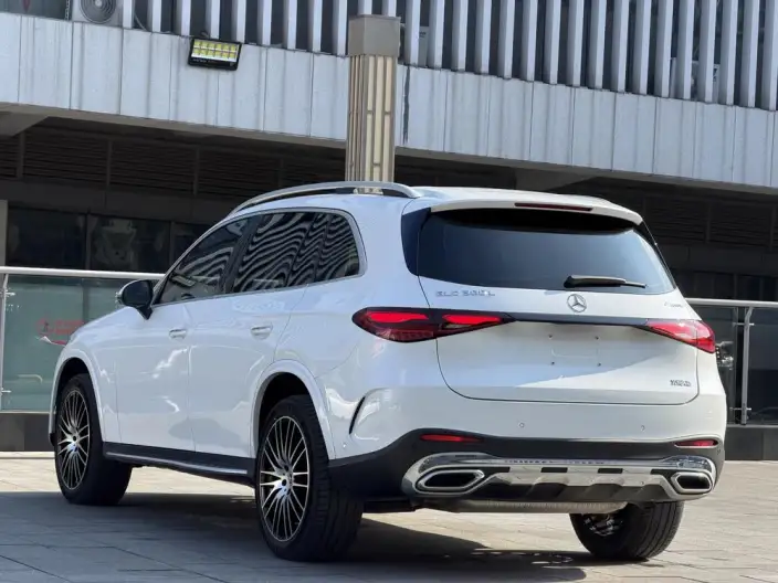 Mercedes-Benz GLC 2024 Model GLC 300 L 4MATIC Luxury Model 7 seat – фото 4