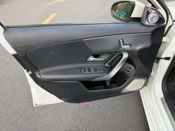 Mercedes-Benz A-class 2023 Model A 200 L Sports sedan Fashion Edition – фото 6