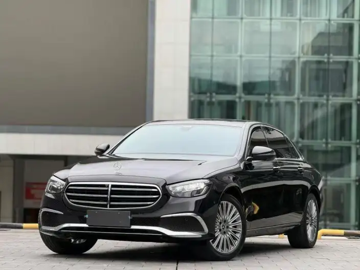 Mercedes-Benz E-Class 2022 Model Facelift II E 300 L Luxury Model sedan – фото 1