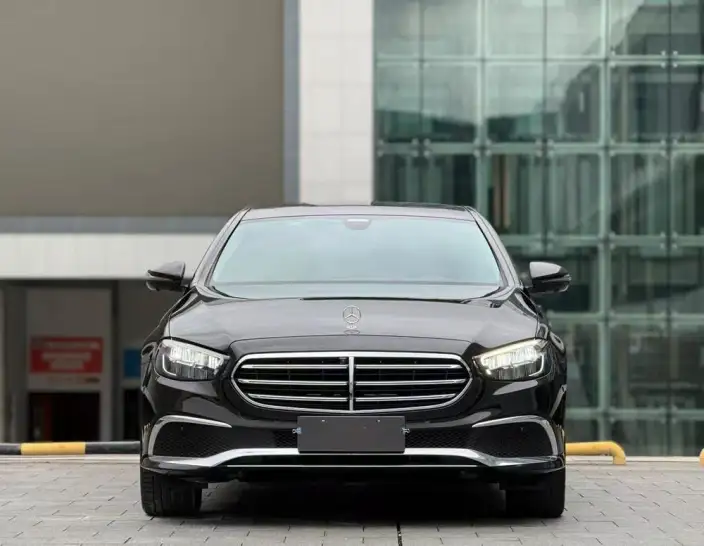 Mercedes-Benz E-Class 2022 Model Facelift II E 300 L Luxury Model sedan – фото 2
