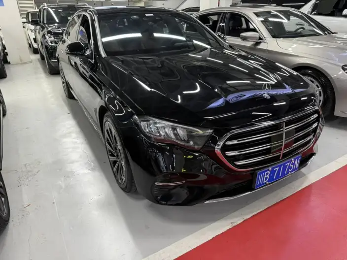 Mercedes-Benz E-Class 2024 Model E 300 L Luxury Model sedan – фото 3