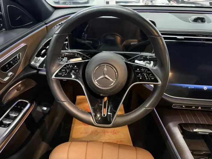 Mercedes-Benz E-Class 2024 Model E 300 L Luxury Model sedan – фото 7