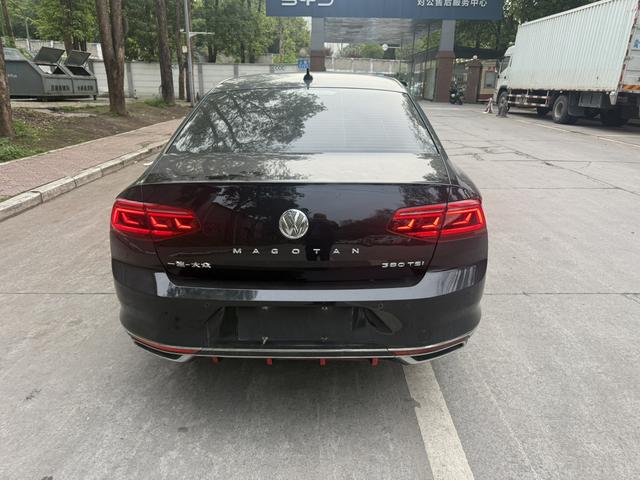 Volkswagen Magotan 2020 330TSI DSG Luxury – фото 4