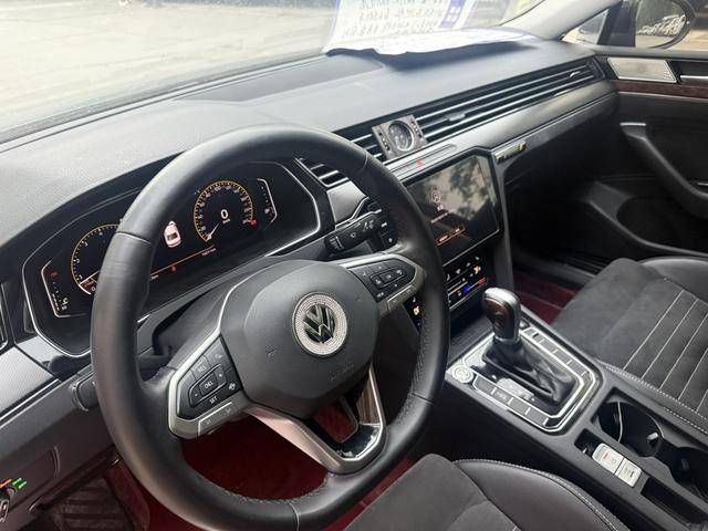 Volkswagen Magotan 2020 330TSI DSG Luxury – фото 11