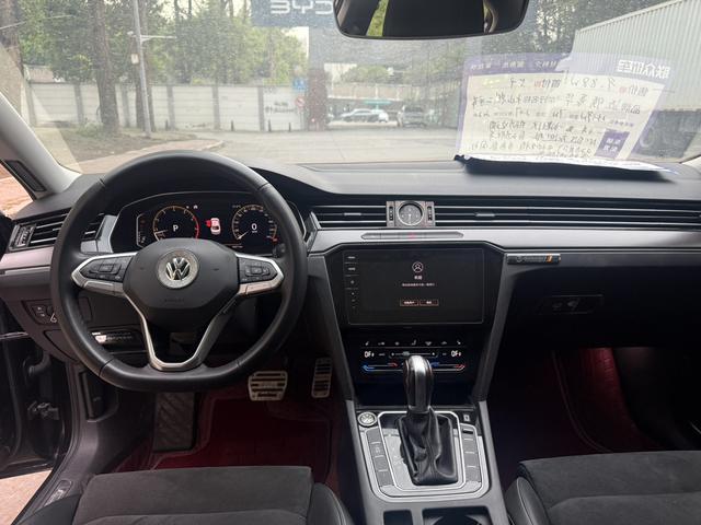 Volkswagen Magotan 2020 330TSI DSG Luxury – фото 15