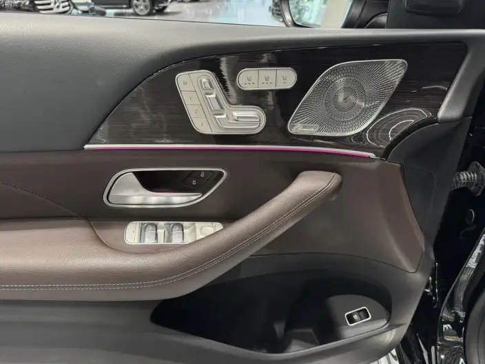 Mercedes-Benz GLS 2022 Model 3.0T Automatic 4WD 7 seat Parallel Imported – фото 9